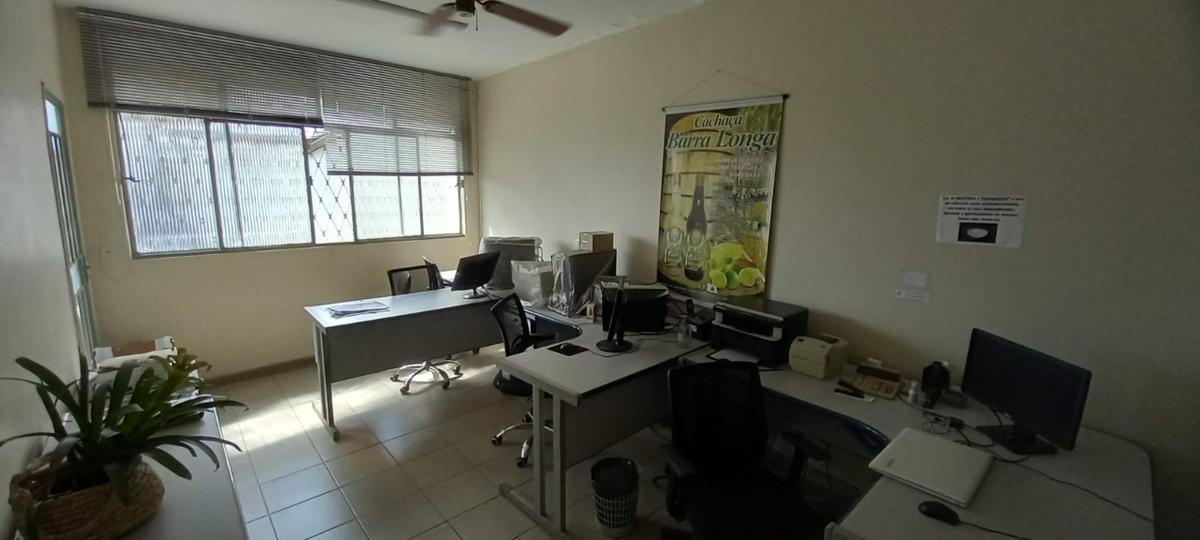 Galpão, Caiçaras, 2 Quartos, 20 Vagas