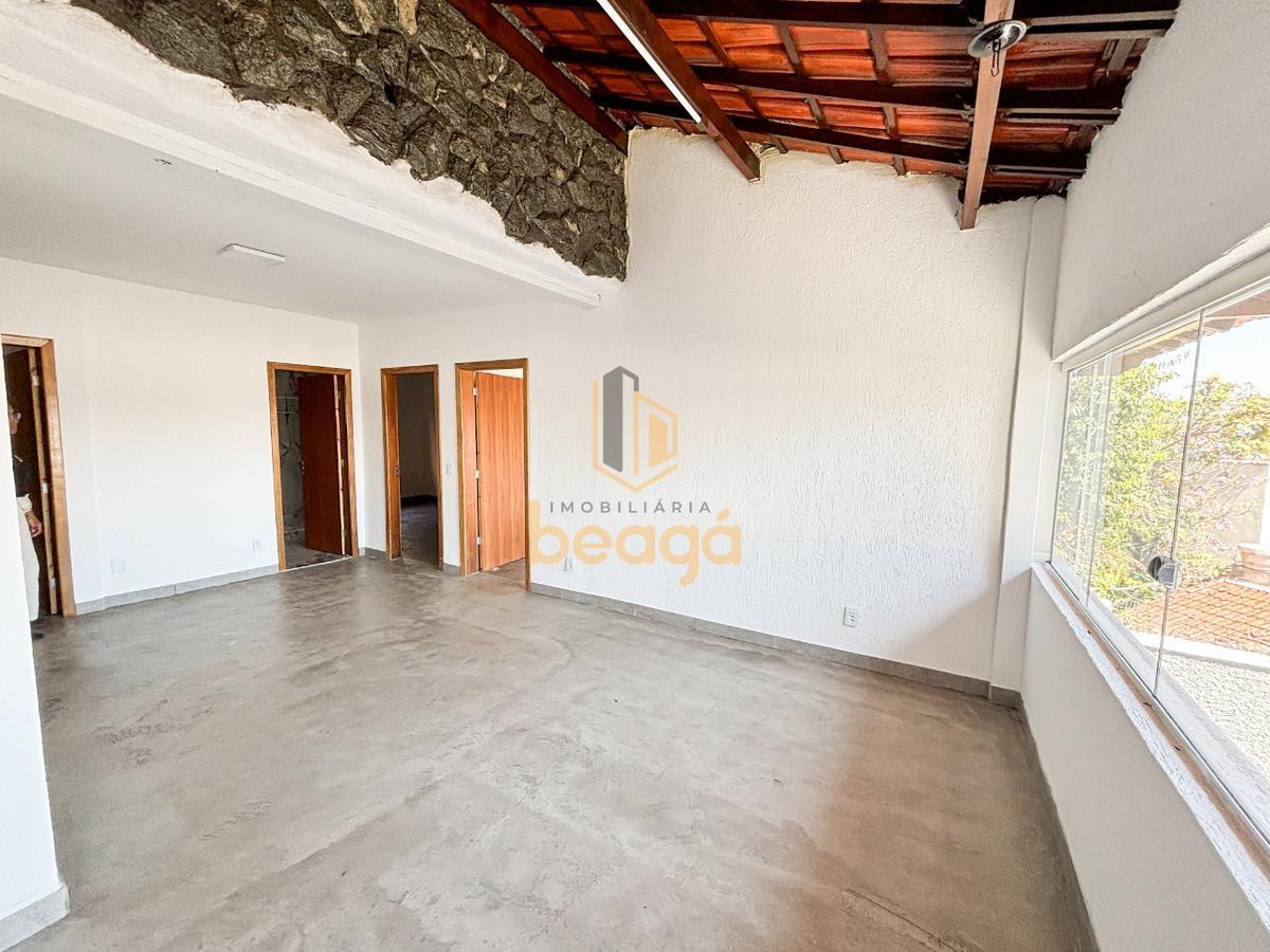 Casa, Jardim Laguna, 3 Quartos, 2 Vagas, 1 Suíte
