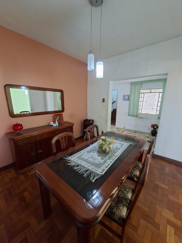 Casa, Santa Rosa, 5 Quartos, 3 Vagas, 1 Suíte