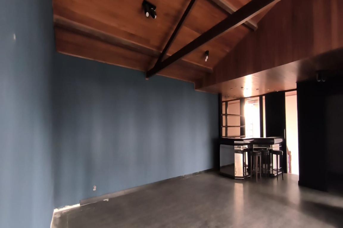 Casa, Cidade Nova, 5 Quartos, 4 Vagas, 2 Suítes