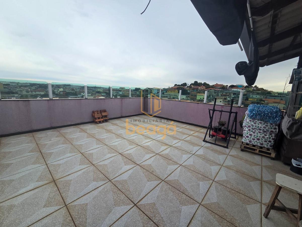 Cobertura, Coqueiros, 3 Quartos, 1 Vaga, 1 Suíte