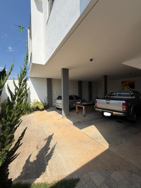 Casa, Liberdade, 3 Quartos, 4 Vagas, 1 Suíte