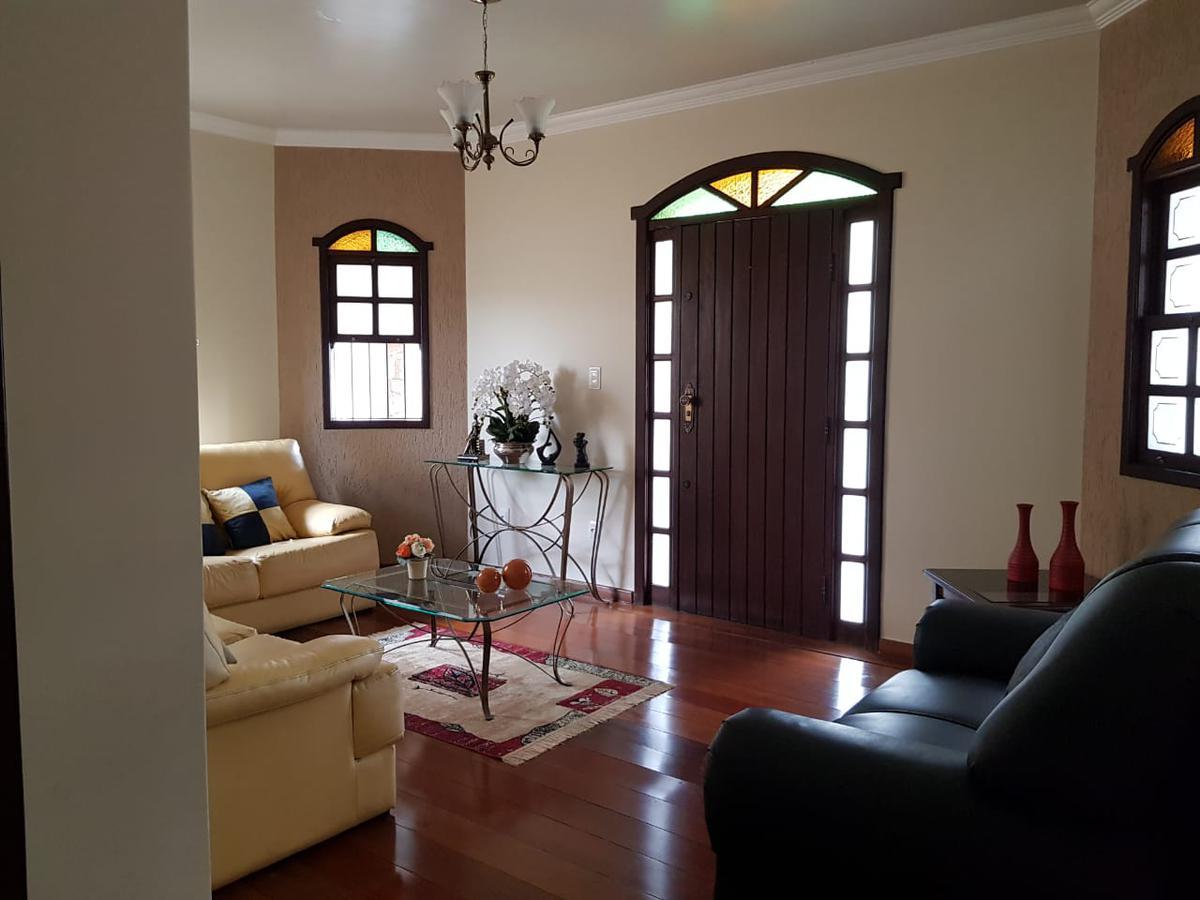 Casa, Santa Amélia, 5 Quartos, 3 Vagas, 2 Suítes