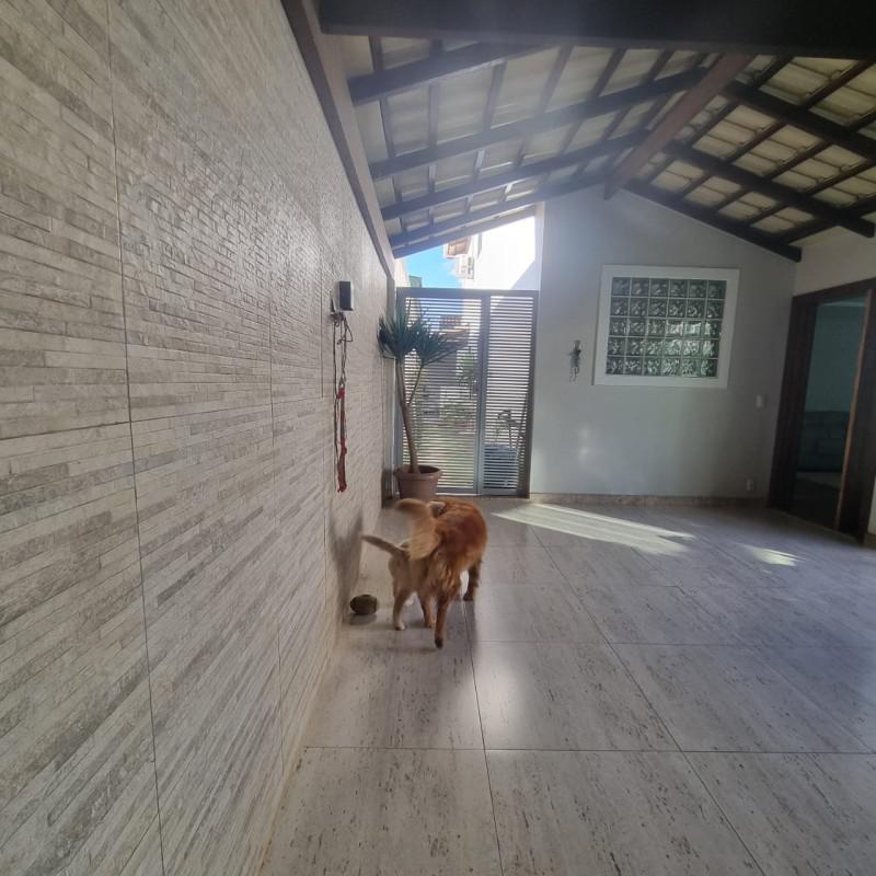 Casa, Tirol, 4 Quartos, 2 Vagas, 1 Suíte