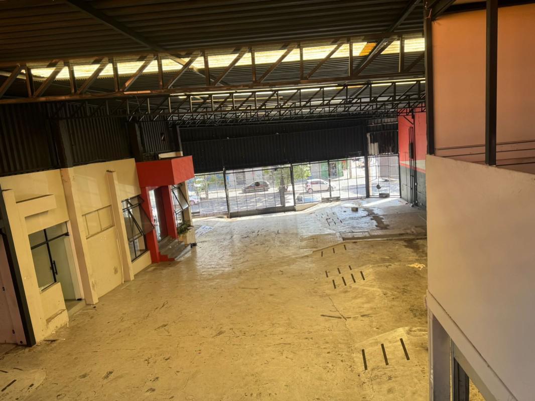 Andar, Carlos Prates, 0 Quarto, 5 Vagas