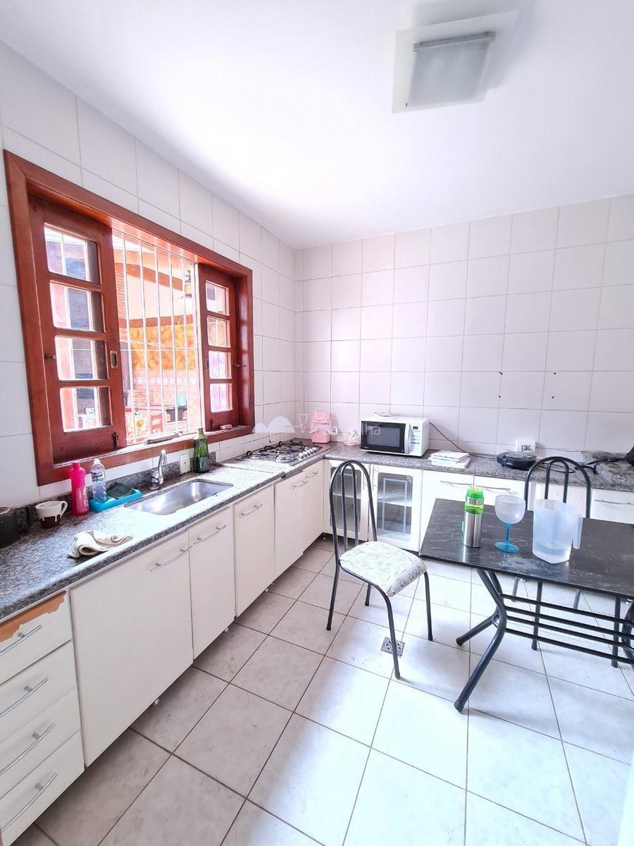 Casa, Itapoã, 5 Quartos, 4 Vagas, 2 Suítes