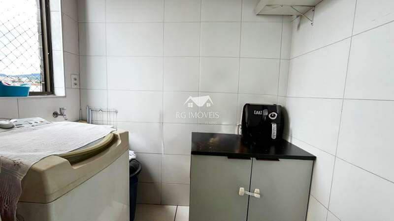 Apartamento, Barreiro, 3 Quartos, 2 Vagas, 1 Suíte