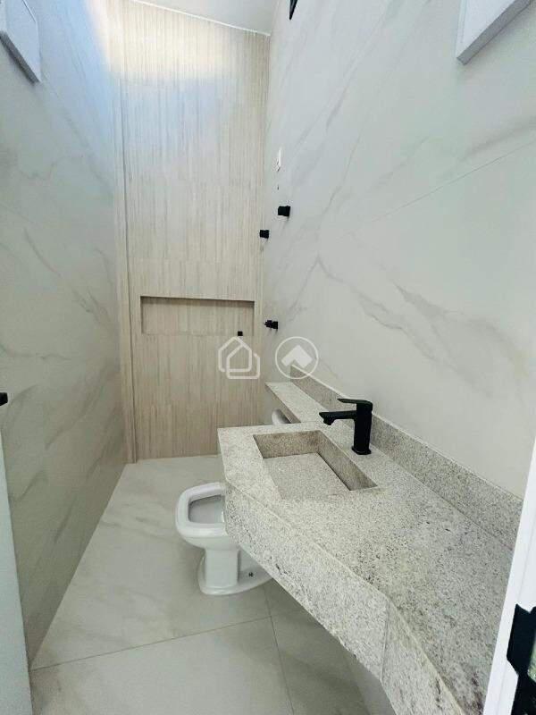 Casa, Planalto, 3 Quartos, 1 Vaga, 1 Suíte