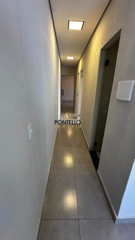 Casa, Manoa, 2 Quartos, 3 Vagas, 1 Suíte