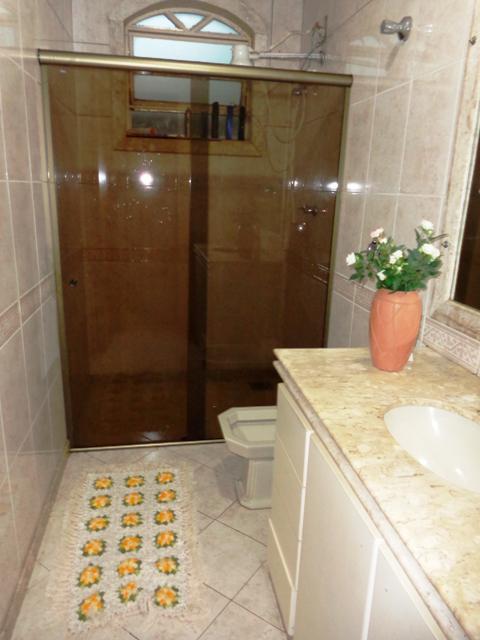 Casa, Barreiro, 4 Quartos, 8 Vagas, 1 Suíte