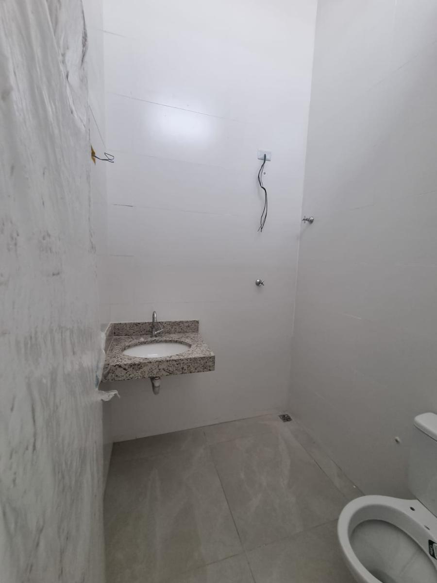 Casa, Floramar, 2 Quartos, 1 Vaga, 2 Suítes