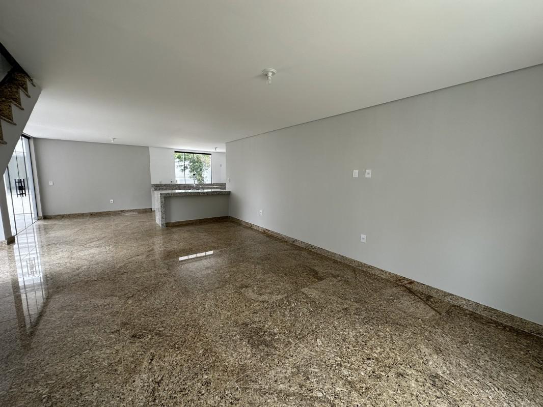 Casa, Chácara Contagem, 3 Quartos, 4 Vagas, 1 Suíte