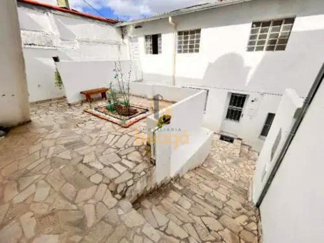 Prédio, Nova Esperança, 0 Quarto, 0 Vaga