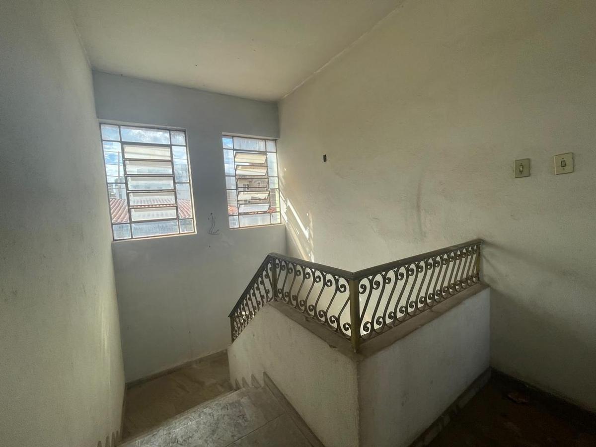 Prédio, Sagrada Família, 3 Quartos, 0 Vaga