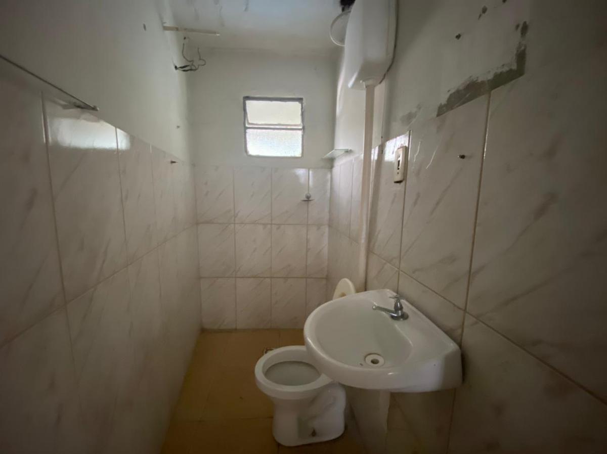 Lote, Monte Castelo, 8 Quartos, 4 Vagas
