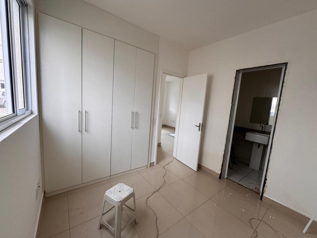 Apartamento, Planalto, 2 Quartos, 1 Vaga, 1 Suíte