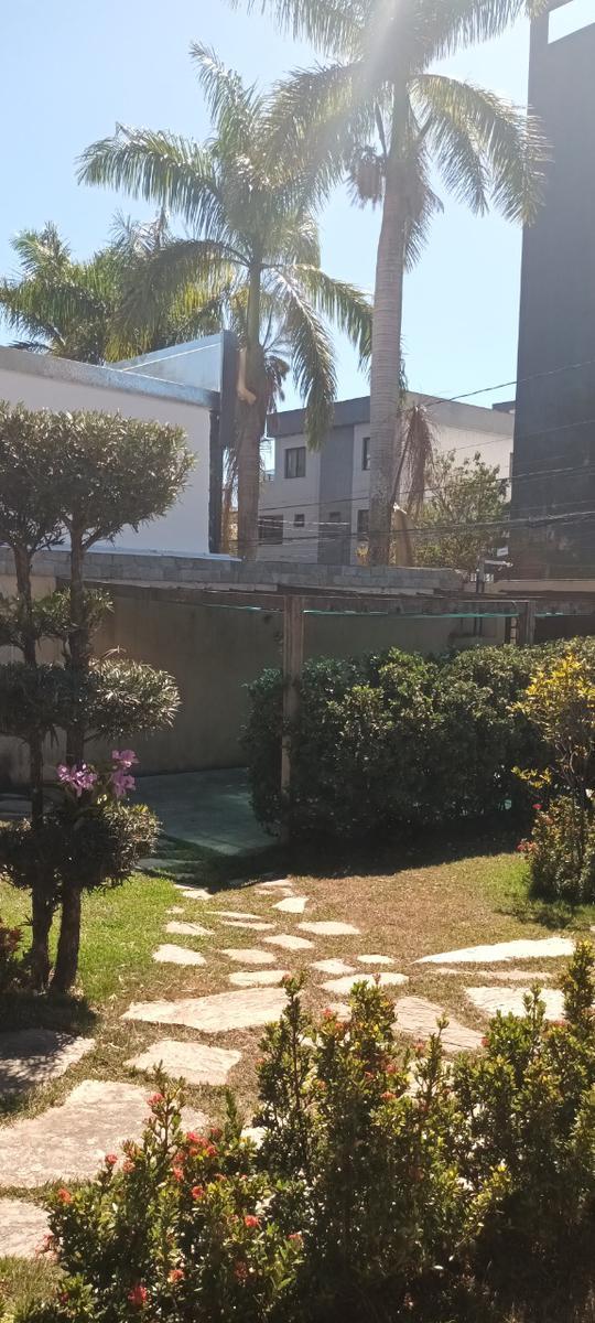 Casa, Castelo, 4 Quartos, 6 Vagas, 2 Suítes