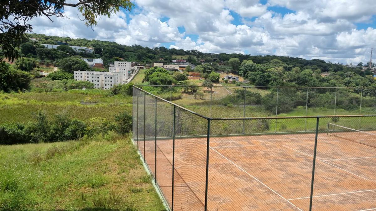 Lote, Centro, 0 Quarto, 0 Vaga