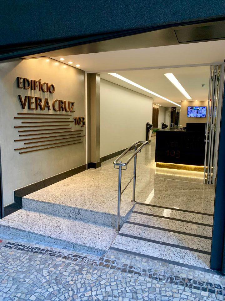 Sala, Centro