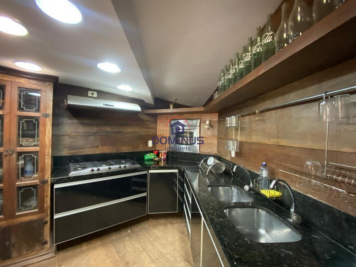 Casa, Villa Alpina, 4 Quartos, 6 Vagas, 2 Suítes