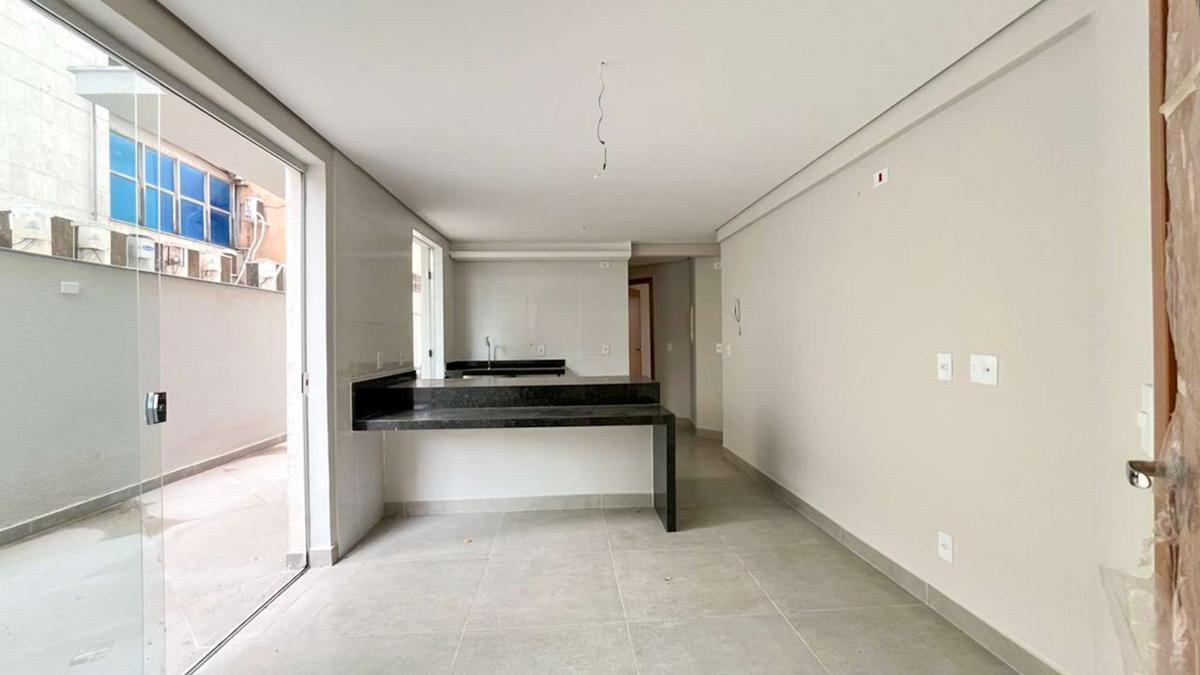 Apartamento, Funcionários, 2 Quartos, 1 Vaga, 1 Suíte