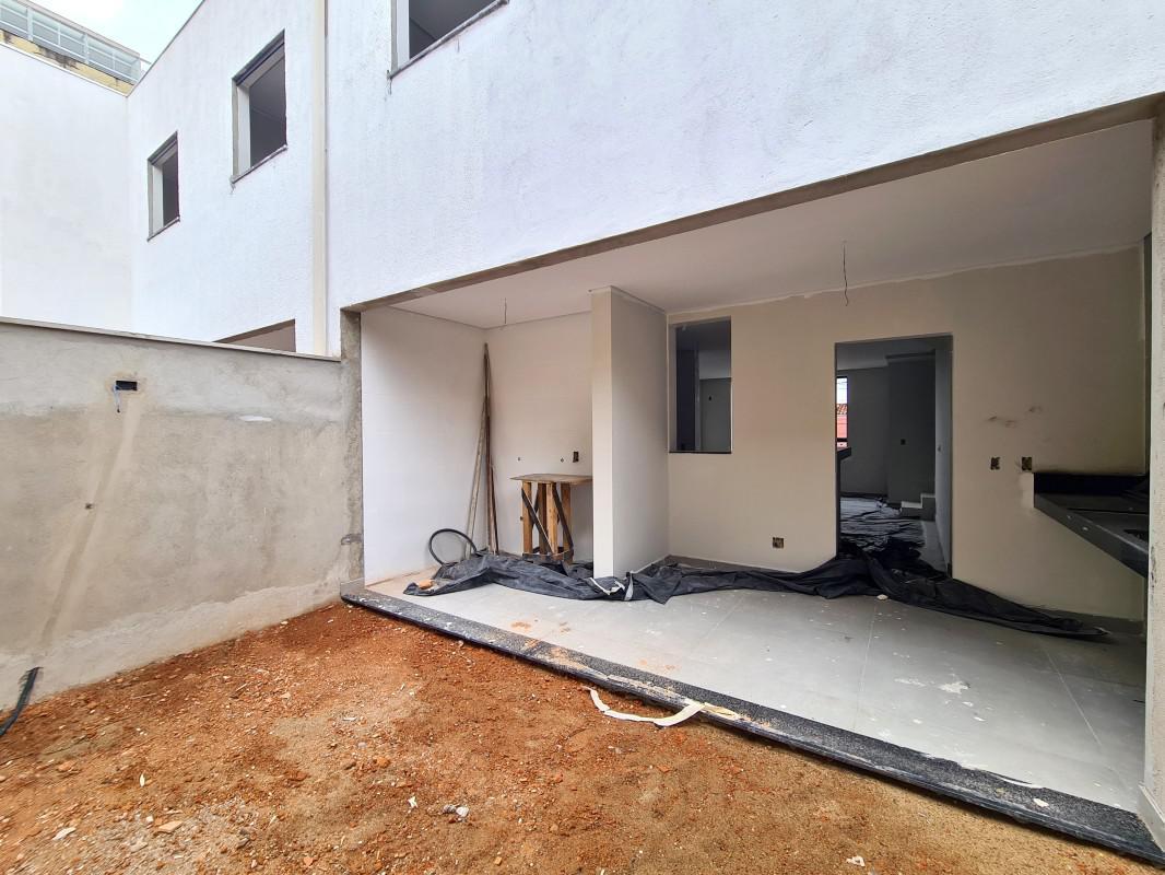 Casa, Ouro Preto, 3 Quartos, 4 Vagas, 1 Suíte