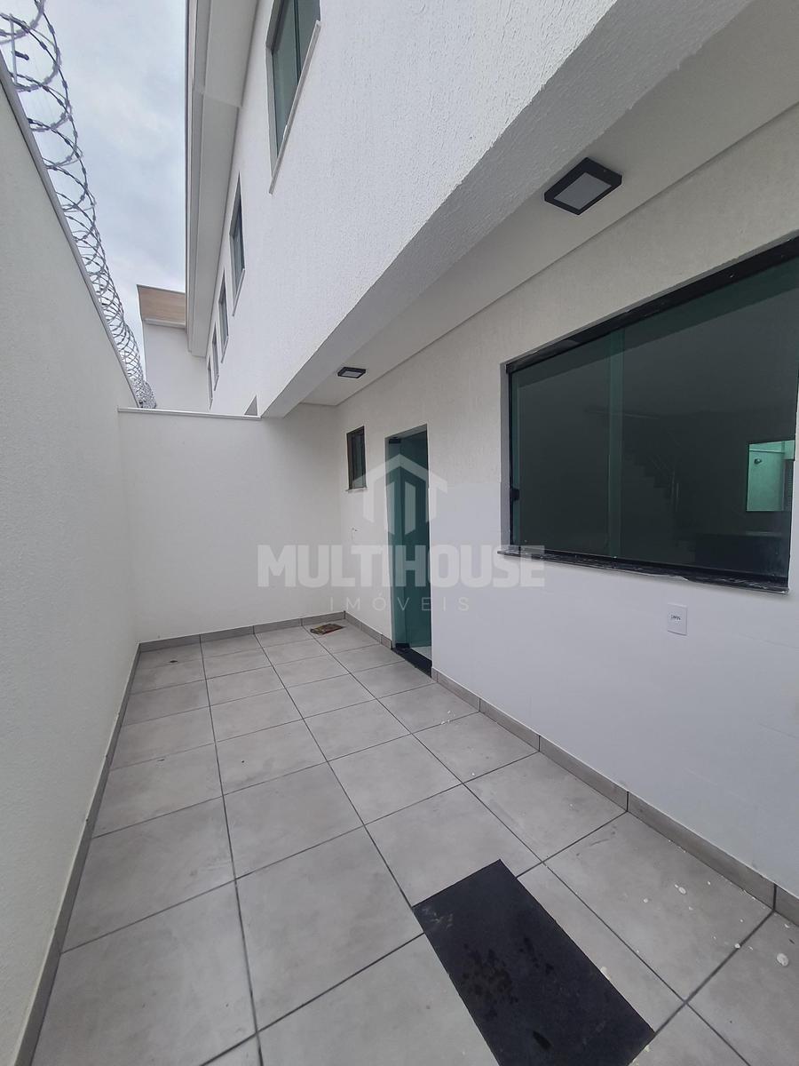 Casa, Jardim Leblon, 3 Quartos, 0 Vaga, 1 Suíte