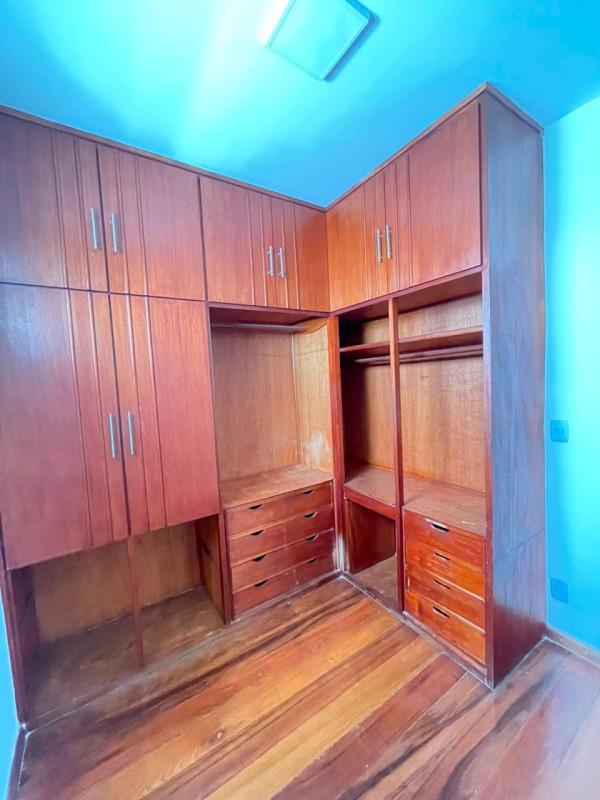 Casa, Castelo, 5 Quartos, 4 Vagas, 2 Suítes