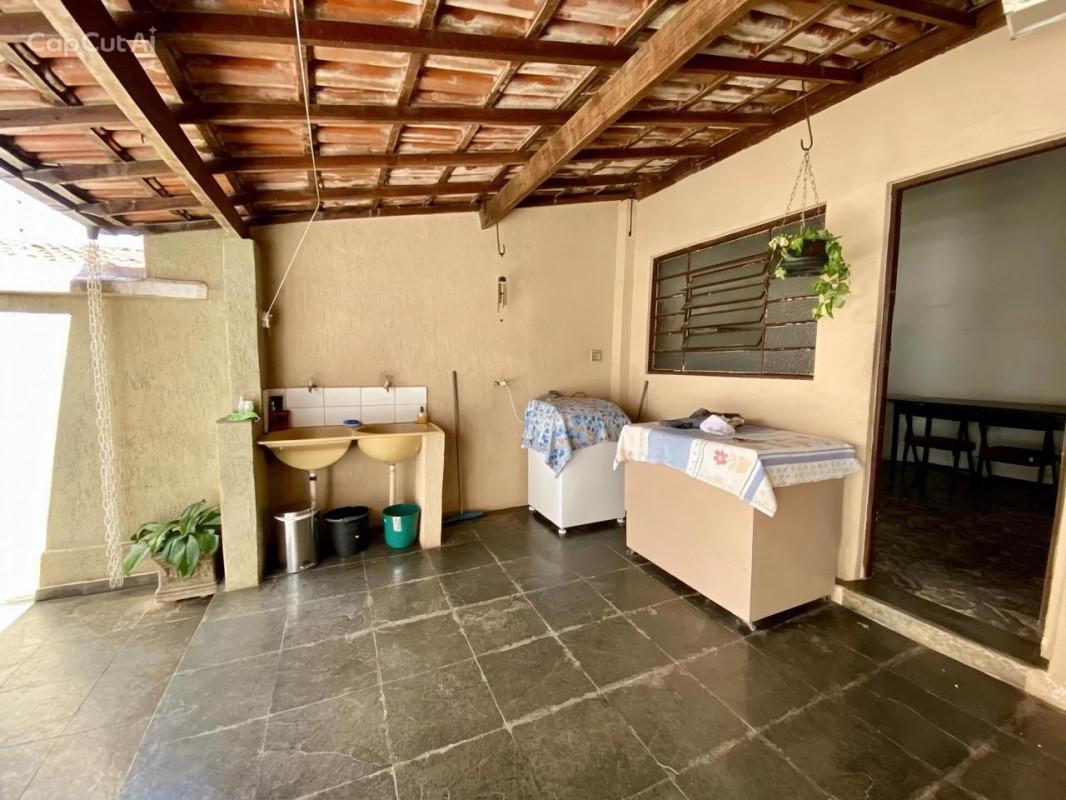 Casa, Ouro Preto, 4 Quartos, 3 Vagas, 1 Suíte