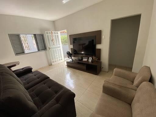 Casa, Caladinho, 4 Quartos, 7 Vagas, 1 Suíte