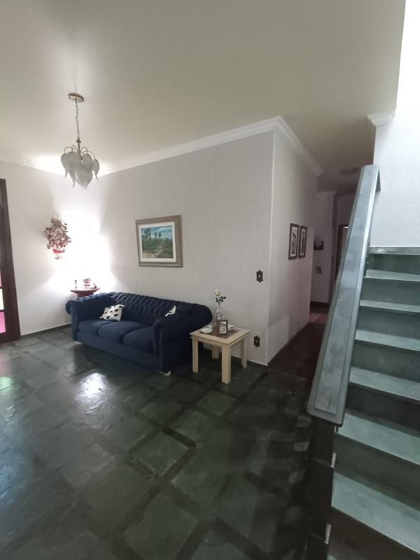 Casa, Luxemburgo, 4 Quartos, 4 Vagas, 1 Suíte