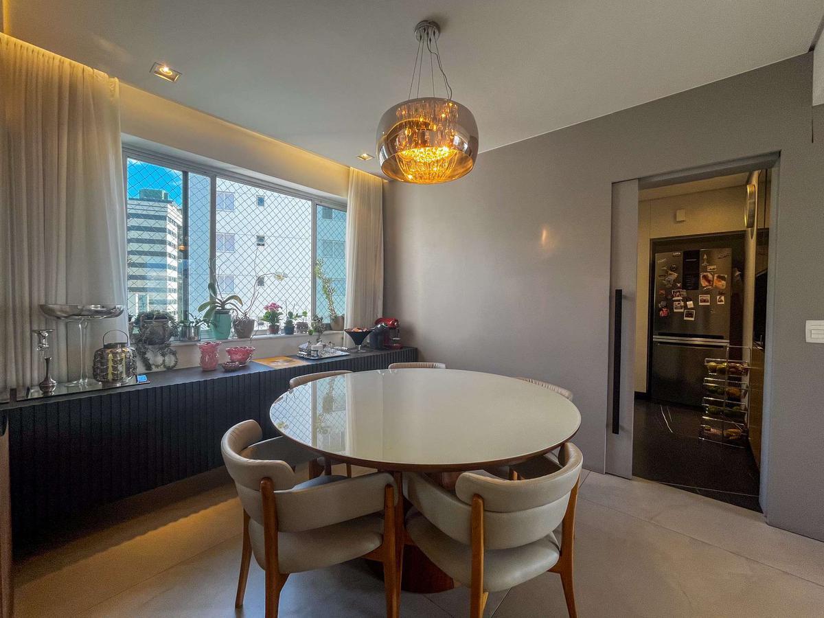 Apartamento, Sion, 4 Quartos, 2 Vagas, 1 Suíte