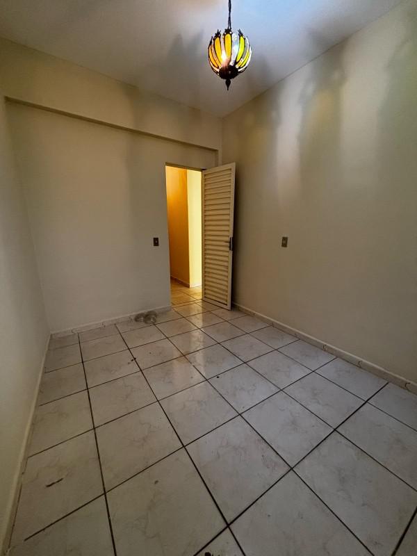 Casa, Renascença, 2 Quartos, 0 Vaga
