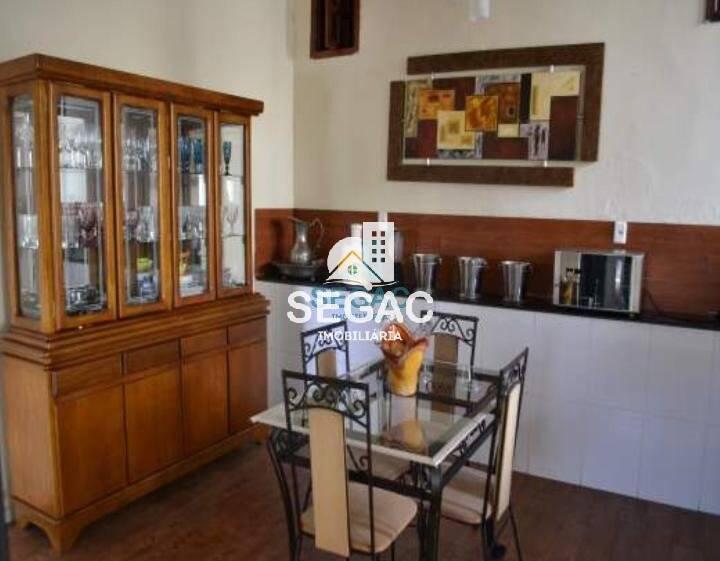 Casa, Havaí, 4 Quartos, 4 Vagas, 1 Suíte