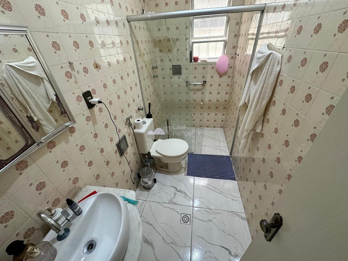 Casa, Planalto, 5 Quartos, 4 Vagas, 1 Suíte