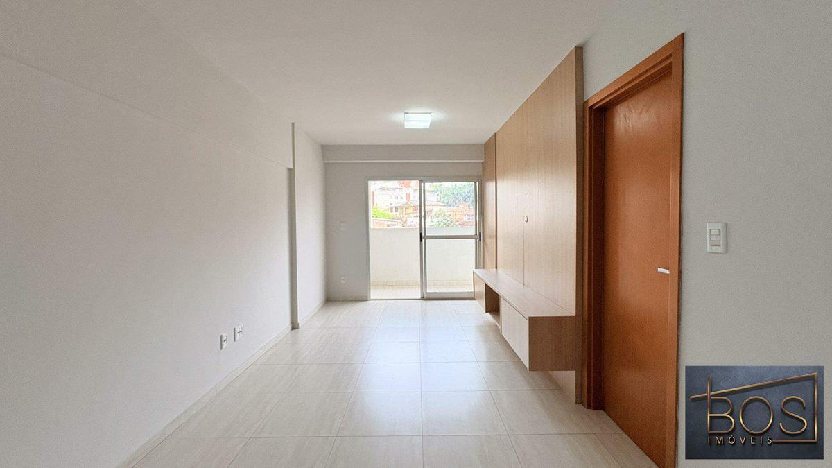 Apartamento, Sagrada Família, 3 Quartos, 2 Vagas, 1 Suíte