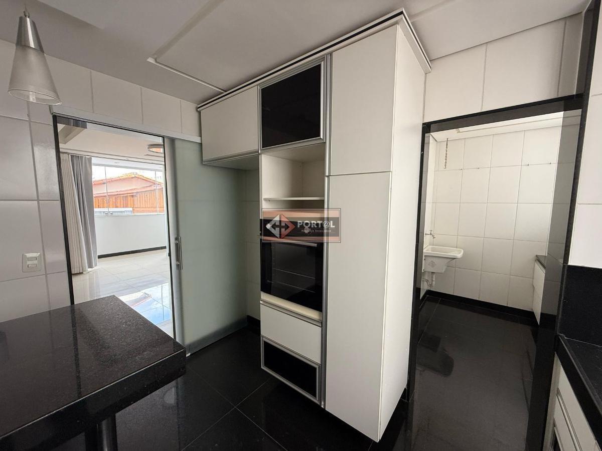 Apartamento, Castelo, 3 Quartos, 2 Vagas, 1 Suíte