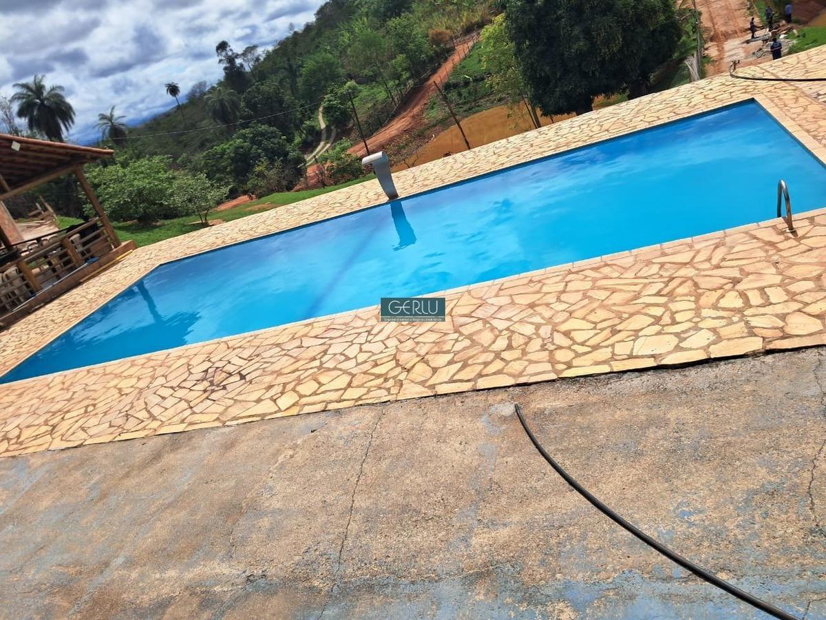 Fazenda, Ravena, 4 Quartos, 10 Vagas, 2 Suítes