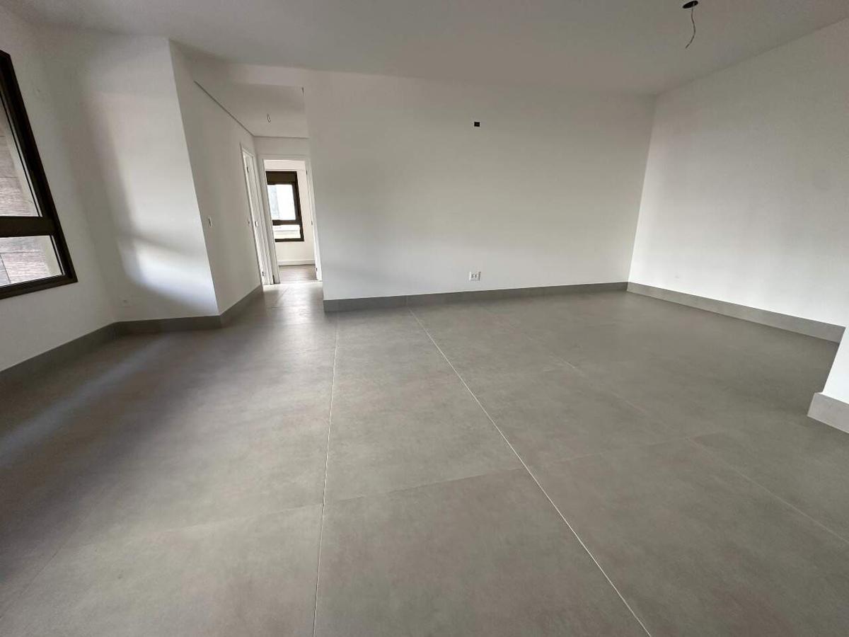 Apartamento, Santa Efigênia, 3 Quartos, 2 Vagas, 1 Suíte