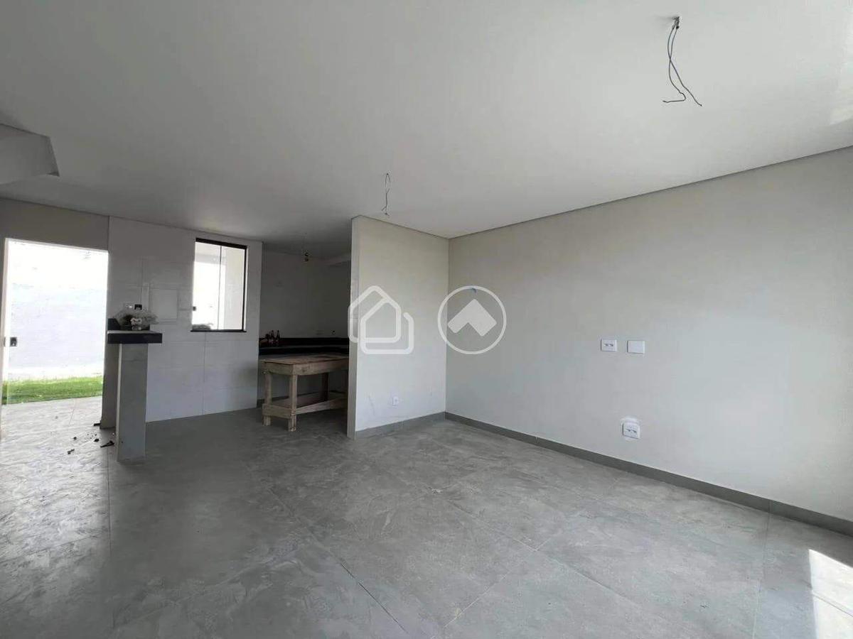 Casa, Ouro Preto, 3 Quartos, 4 Vagas, 1 Suíte