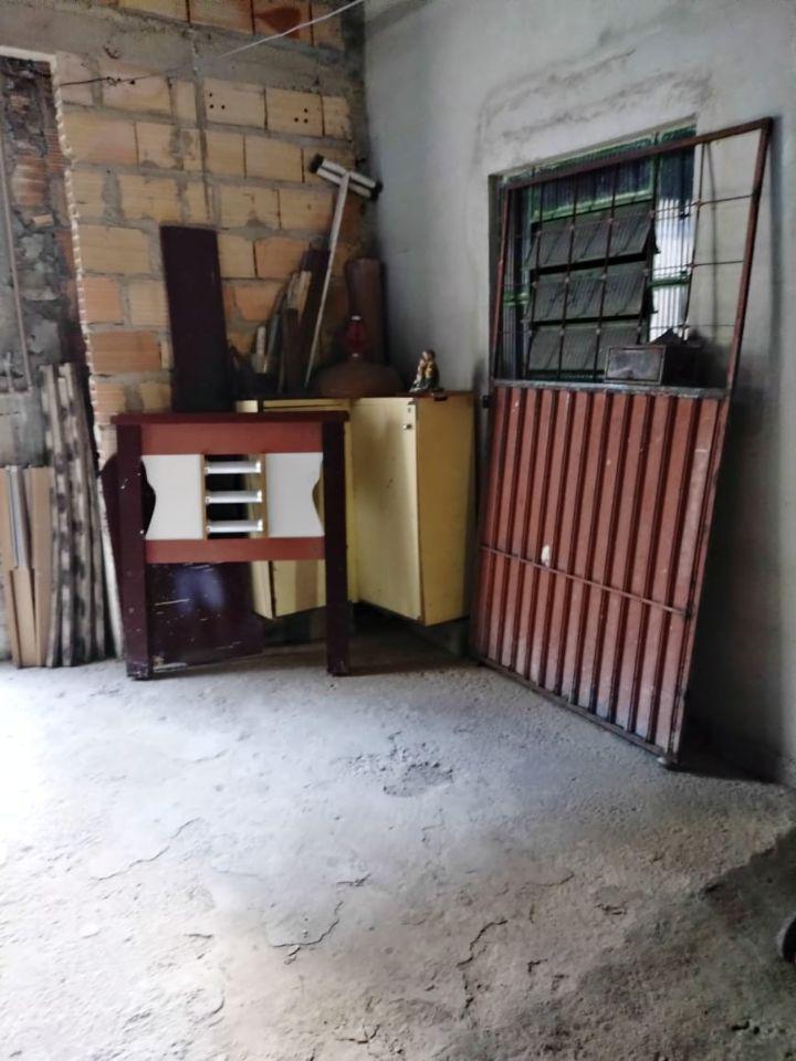 Casa, Tropical, 2 Quartos, 0 Vaga