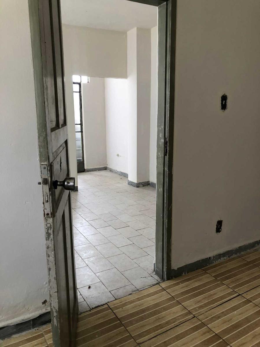 Casa, Miramar (barreiro), 2 Quartos, 1 Vaga, 1 Suíte