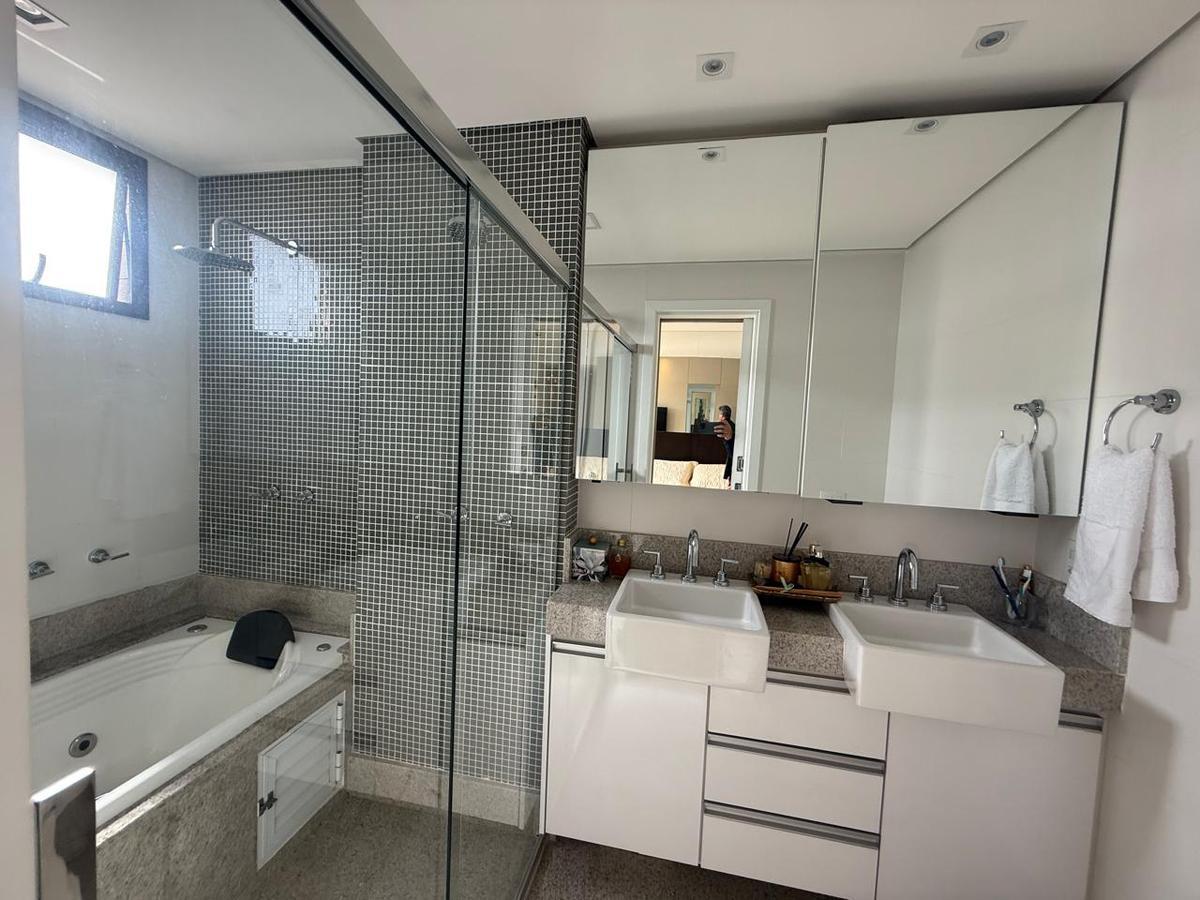 Apartamento, Ouro Preto, 4 Quartos, 3 Vagas, 2 Suítes