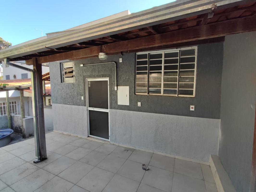 Casa, Floresta, 3 Quartos, 2 Vagas, 1 Suíte