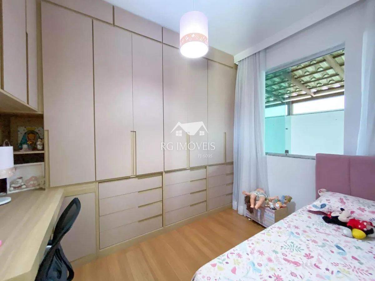 Apartamento, Miramar (barreiro), 2 Quartos, 2 Vagas, 1 Suíte