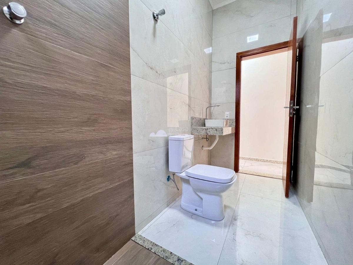 Casa, Conjunto Minascaixa, 3 Quartos, 2 Vagas, 1 Suíte