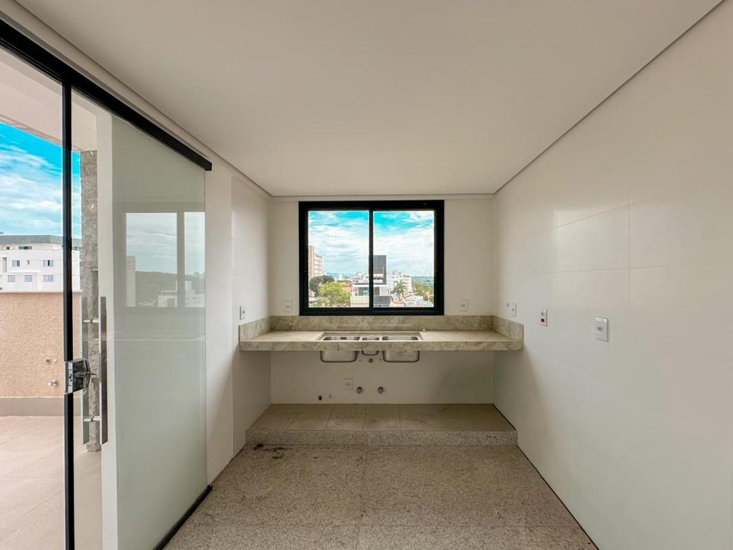 Cobertura, Jaraguá, 3 Quartos, 4 Vagas, 2 Suítes