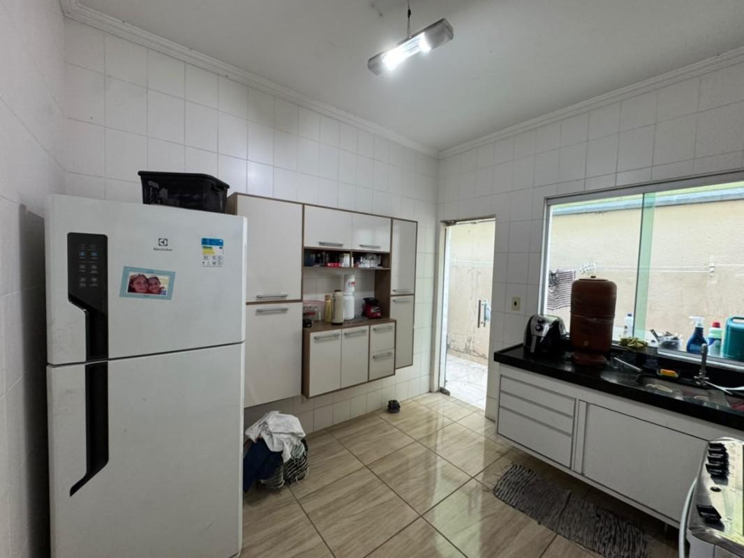 Casa, Santa Terezinha, 3 Quartos, 2 Vagas