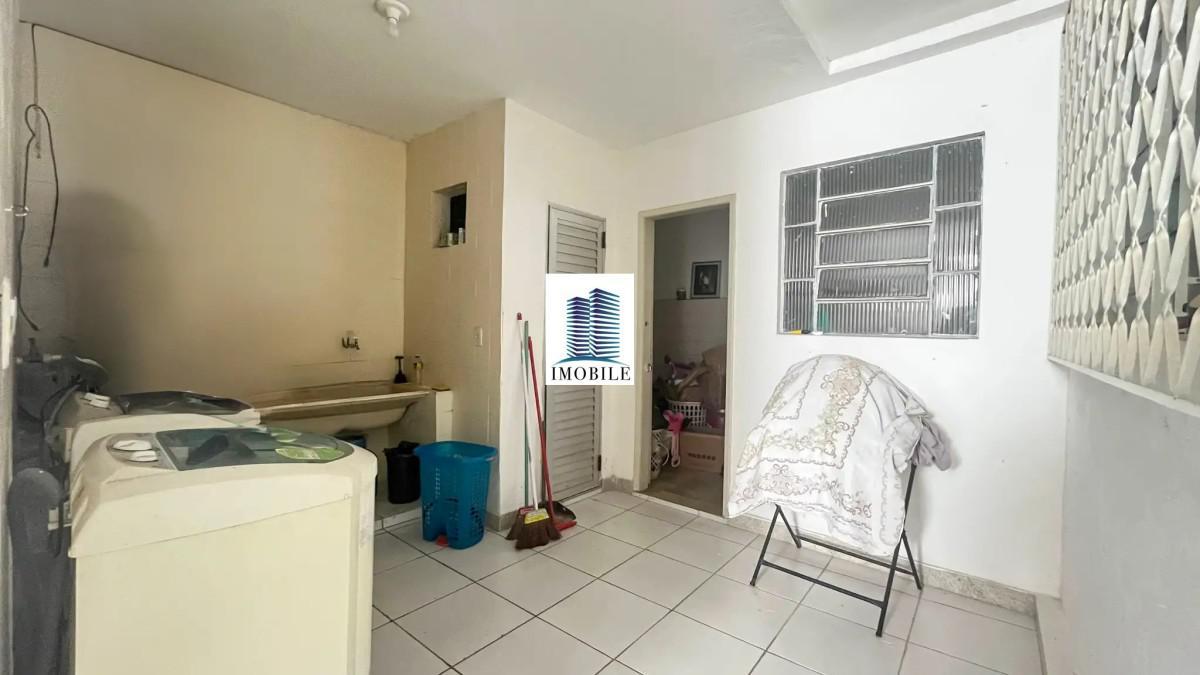 Casa, Nova Granada, 3 Quartos, 2 Vagas, 1 Suíte
