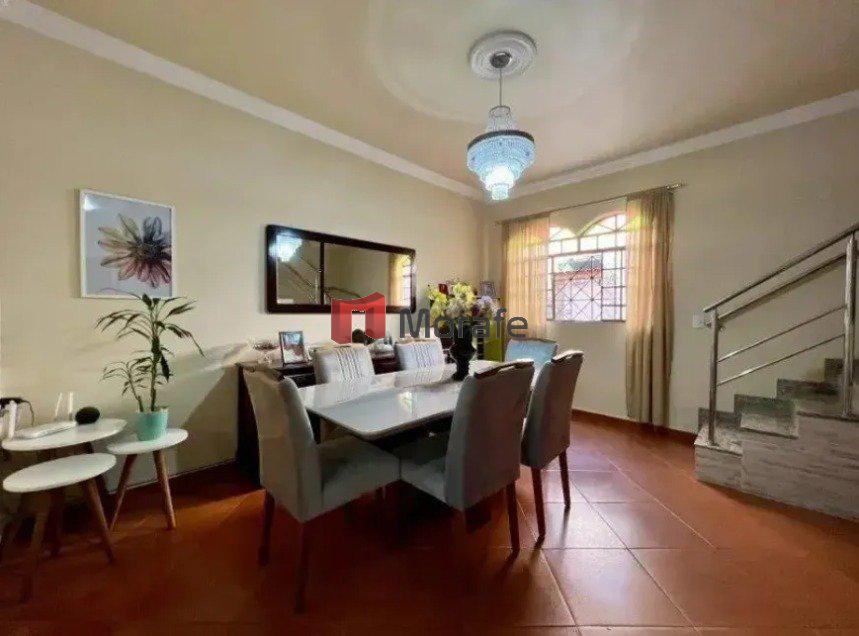 Casa, Itapoã, 4 Quartos, 2 Vagas, 1 Suíte